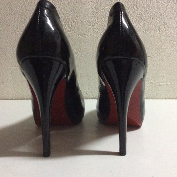 Christian Louboutin Black Patent Daffodile Leather Pumps Size 40 - Picture 2 of 7